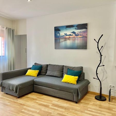 Comfortable Renovated Flat, Wifi! Badalona Kültér fotó
