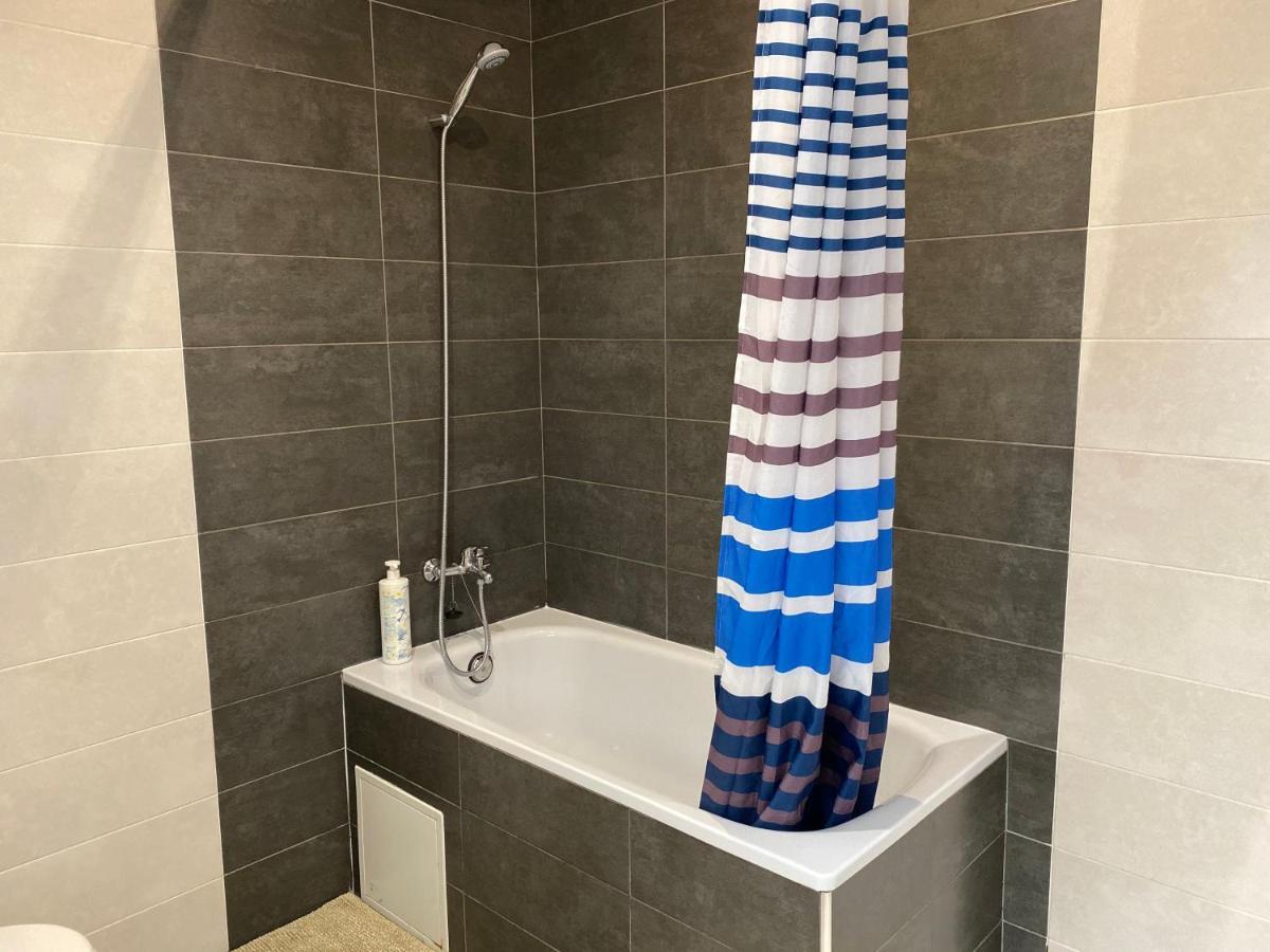 Comfortable Renovated Flat, Wifi! Badalona Kültér fotó